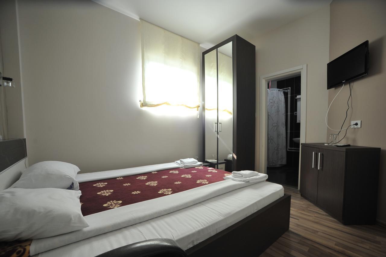 Hotel Zeleni Vir Ниш Экстерьер фото